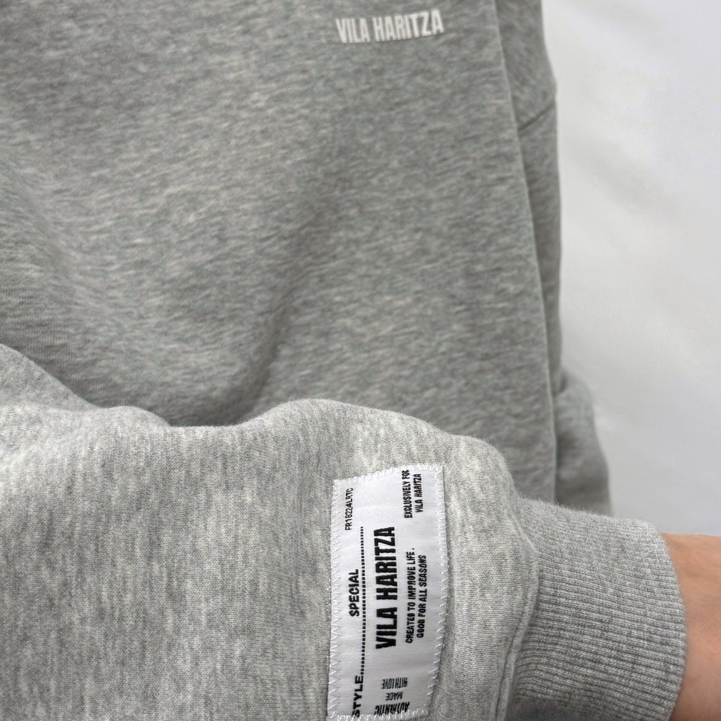 HOODIE GREY